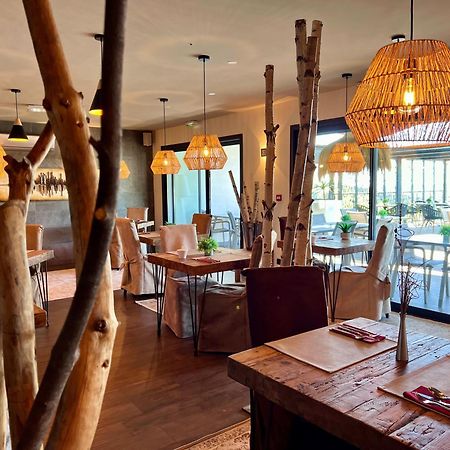 Domaine De Chalveches Hotel Spa 4* Faugeres  Exteriör bild