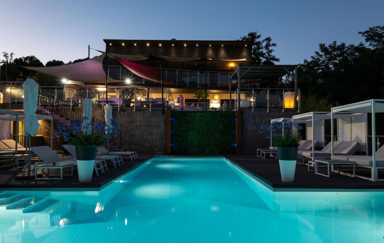 Domaine De Chalveches Hotel Spa 4* Faugeres  Exteriör bild